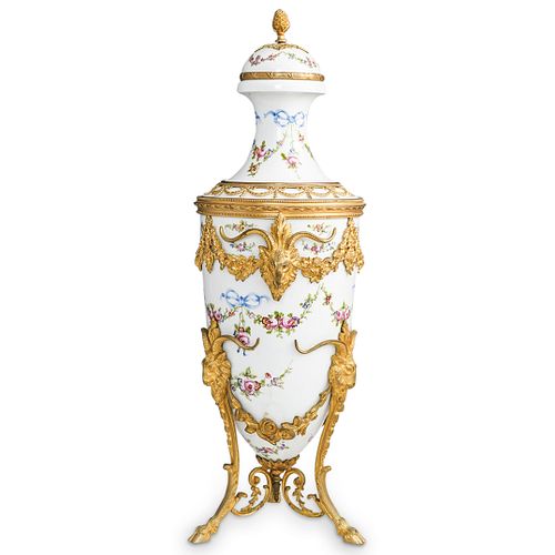 DORE BRONZE MOUNTED PORCELAIN