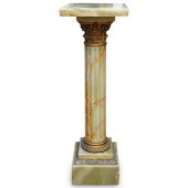 DORE BRONZE ONYX PEDESTALDESCR