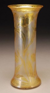 Dorflinger Honesdale glass vas