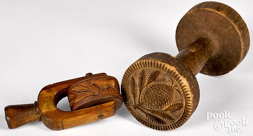 DOUBLE ENDED CARVED DUMBBELL