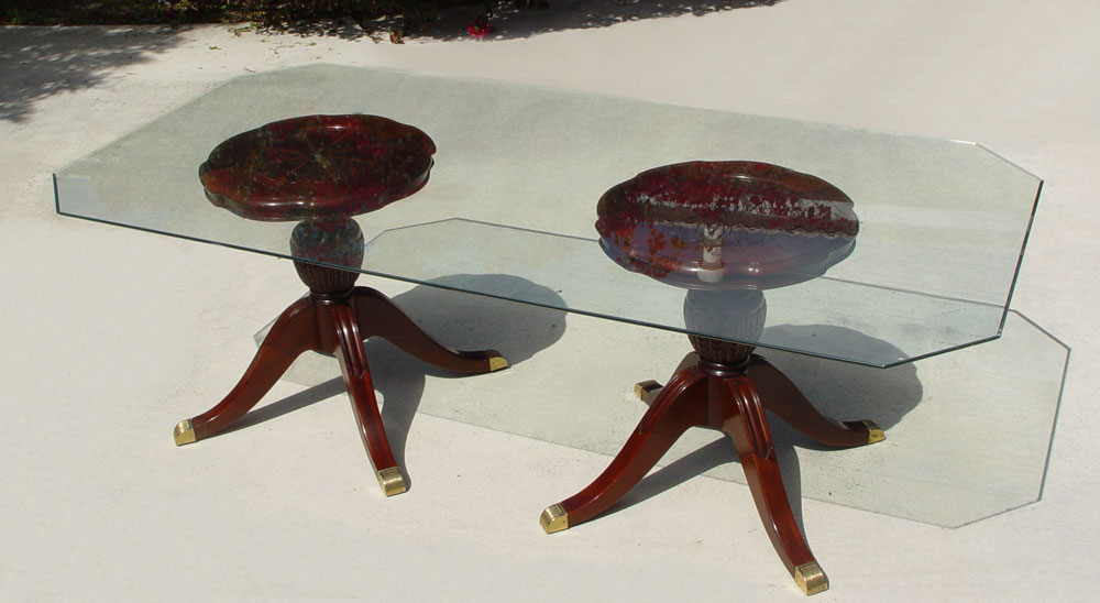 DOUBLE MAHOGANY PEDESTAL GLASS
