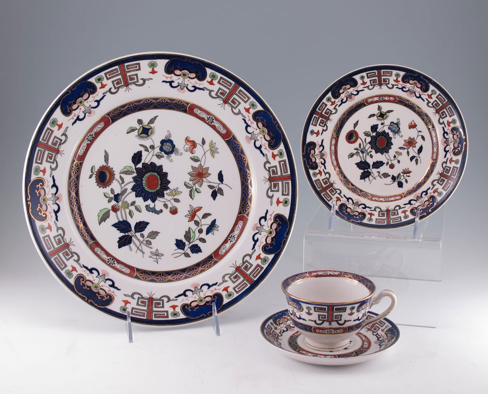 DOUBLE PHOENIX CHINA IN THE IMARI