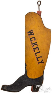 DOUBLE-SIDED PAINTED PINE BOOT