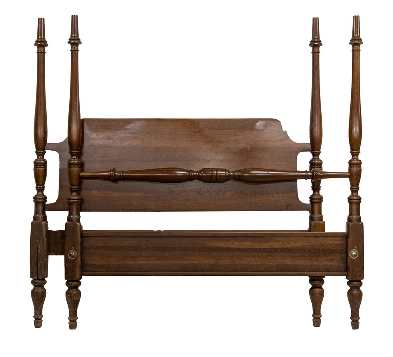 DOUBLE-SIZED CHERRY POST BED