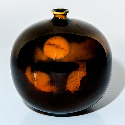 DOULTON BURSLEM MINIATURE VASE OF