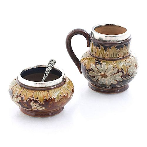 DOULTON LAMBETH SALT DIP AND