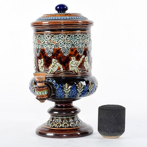 DOULTON LAMBETH STONEWARE LIDDED