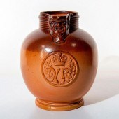 DOULTON LAMBETH STONEWARE QUEE