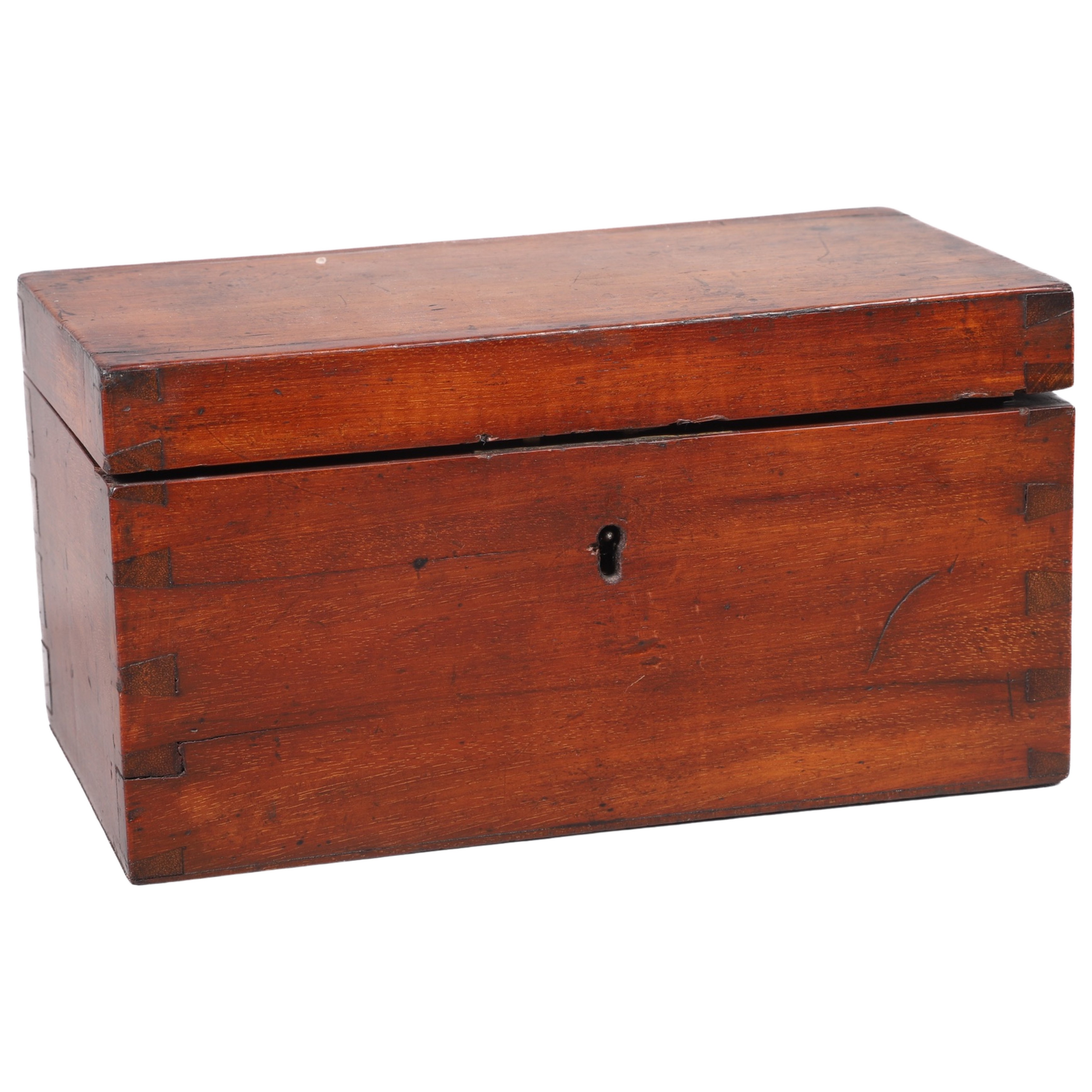 Dovetailed storage box, lift out
