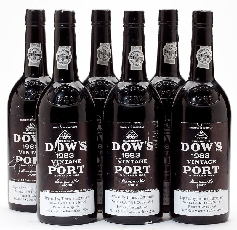 Dow's Vintage Port19836 bottles1