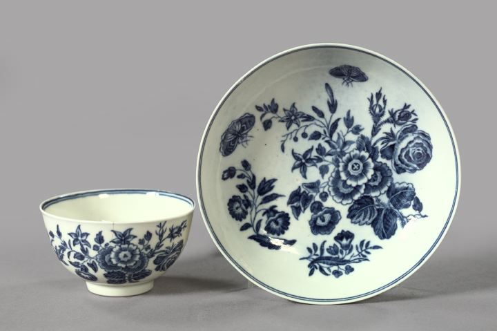 "Dr. Wall" Worcester Blue and White