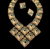 Dramatic Miriam Haskell Bib Ne