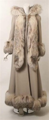 Dramatic pale taupe wool fox-t