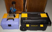 DREMEL WITH ACCESSORIES With a