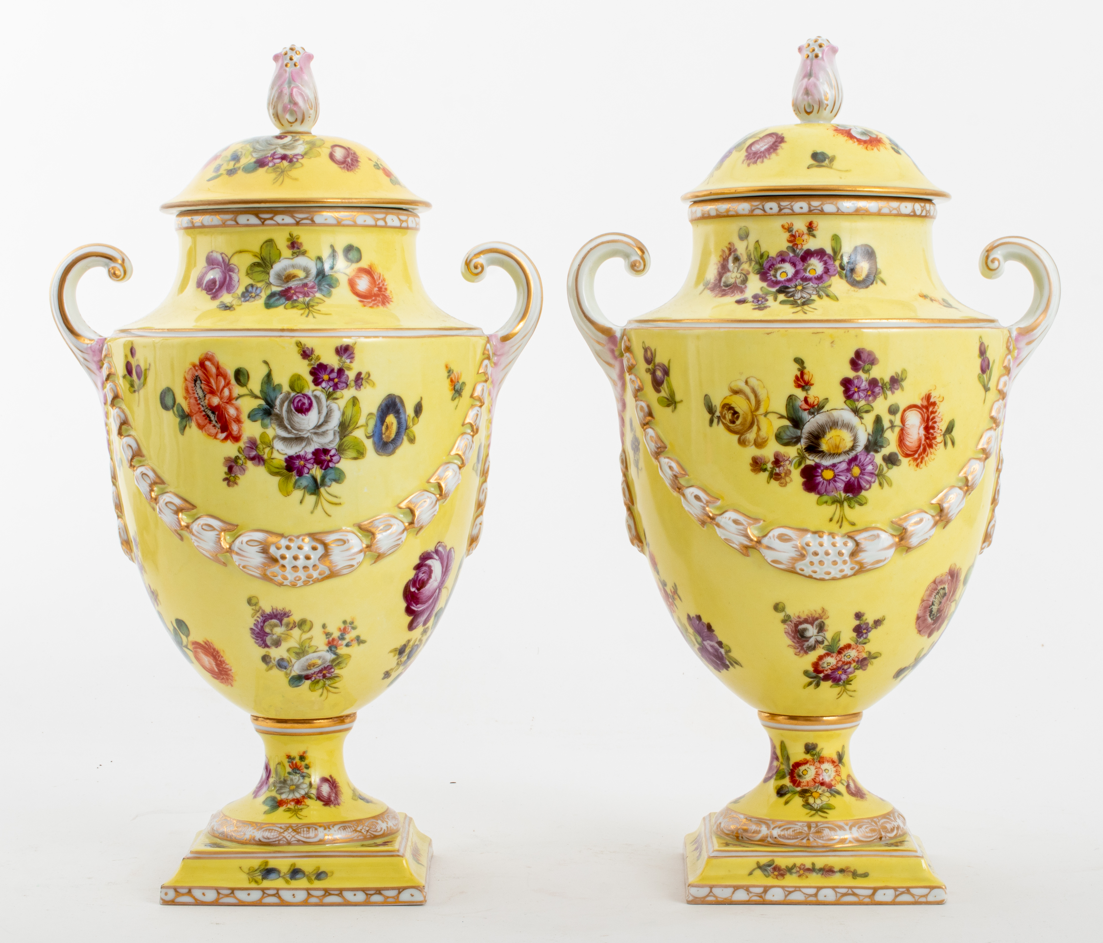 DRESDEN COVERED PORCELAIN URN