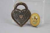 DRESDEN EGG CANDY CONTAINER AN