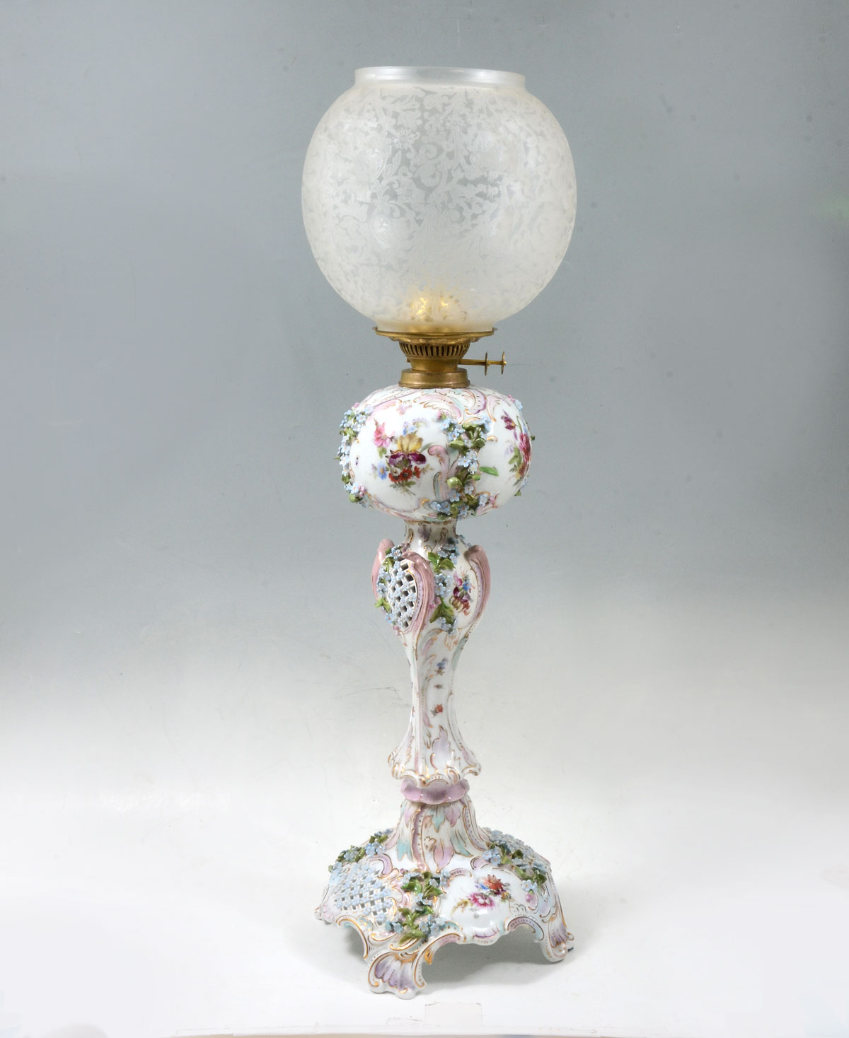 DRESDEN OIL LAMP: Tall Dresden lamp