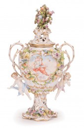 DRESDEN PORCELAIN POTPOURRI UR