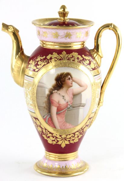 Dresden Porcelain Teapotthe body