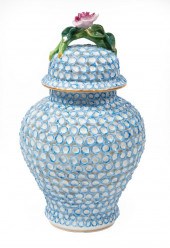 DRESDEN SCHNEEBALLEN PORCELAIN