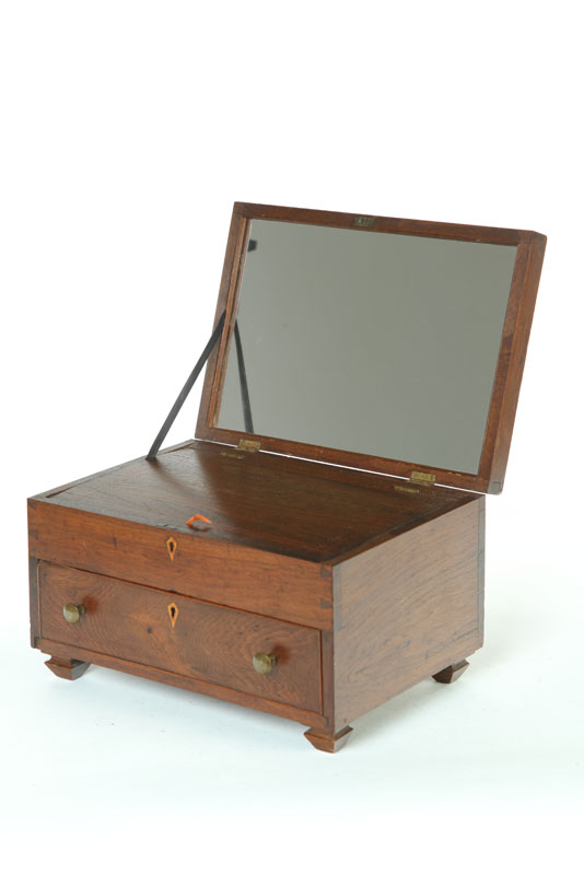 DRESSING BOX.  American  1815-1830
