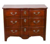 DREXEL HERITAGE CARVED MAHOGAN