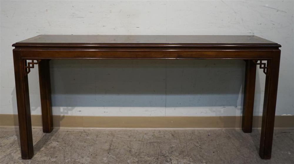 DREXEL HERITAGE MAHOGANY SOFA