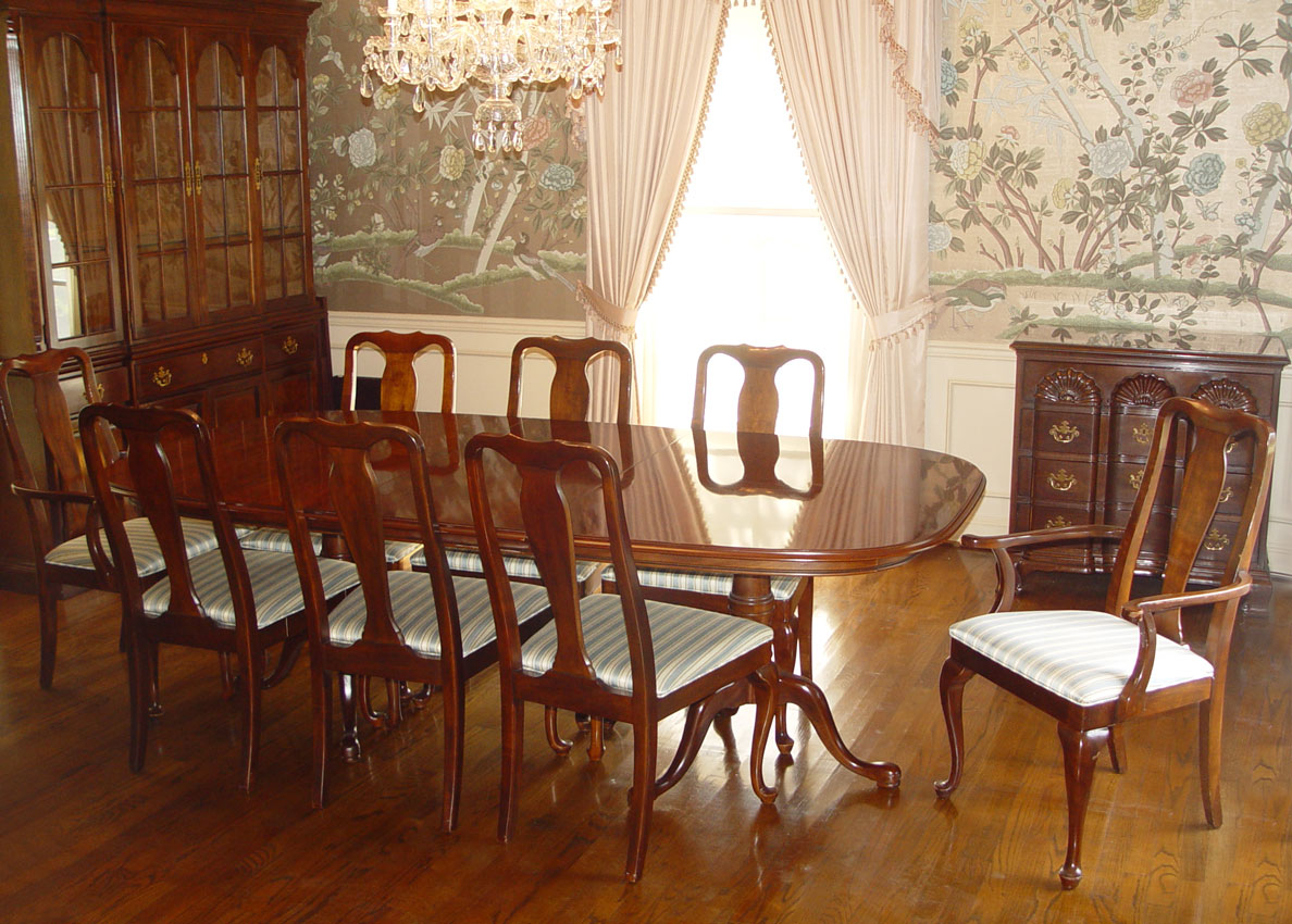 DREXEL VINTAGE CHERRY DINING