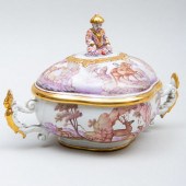 DU PAQUIER PAINTED CHINOISERIE