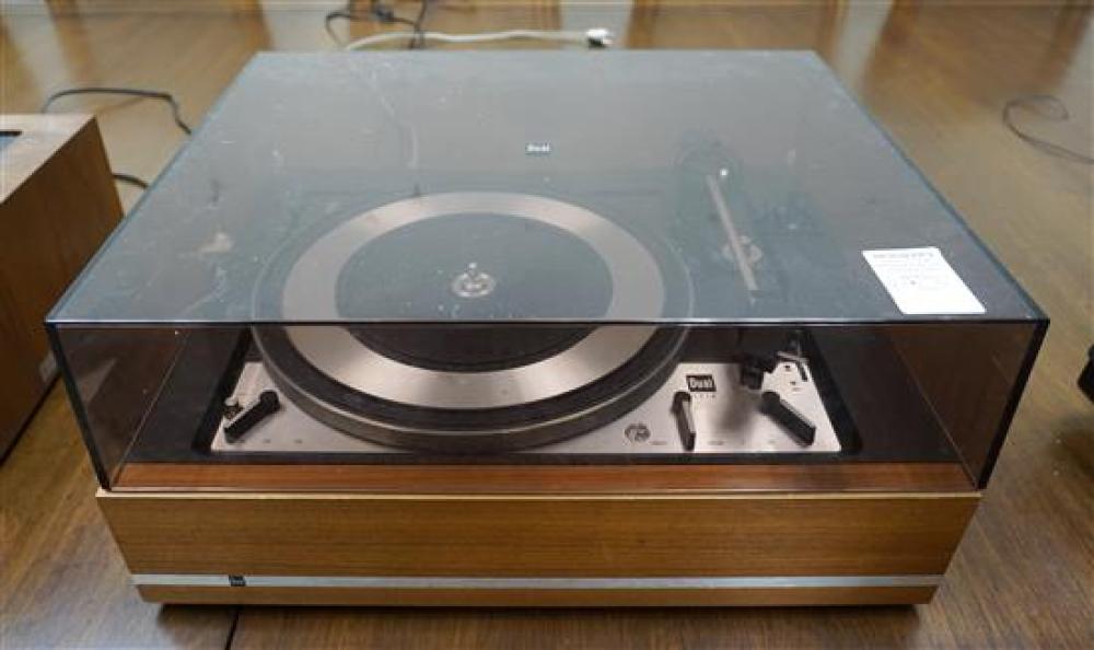 DUAL 1218 TURNTABLEDual 1218