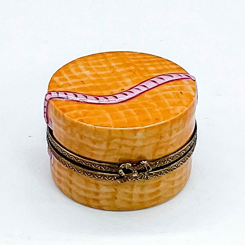 DUBARRY LIMOGES PORCELAIN CHARM