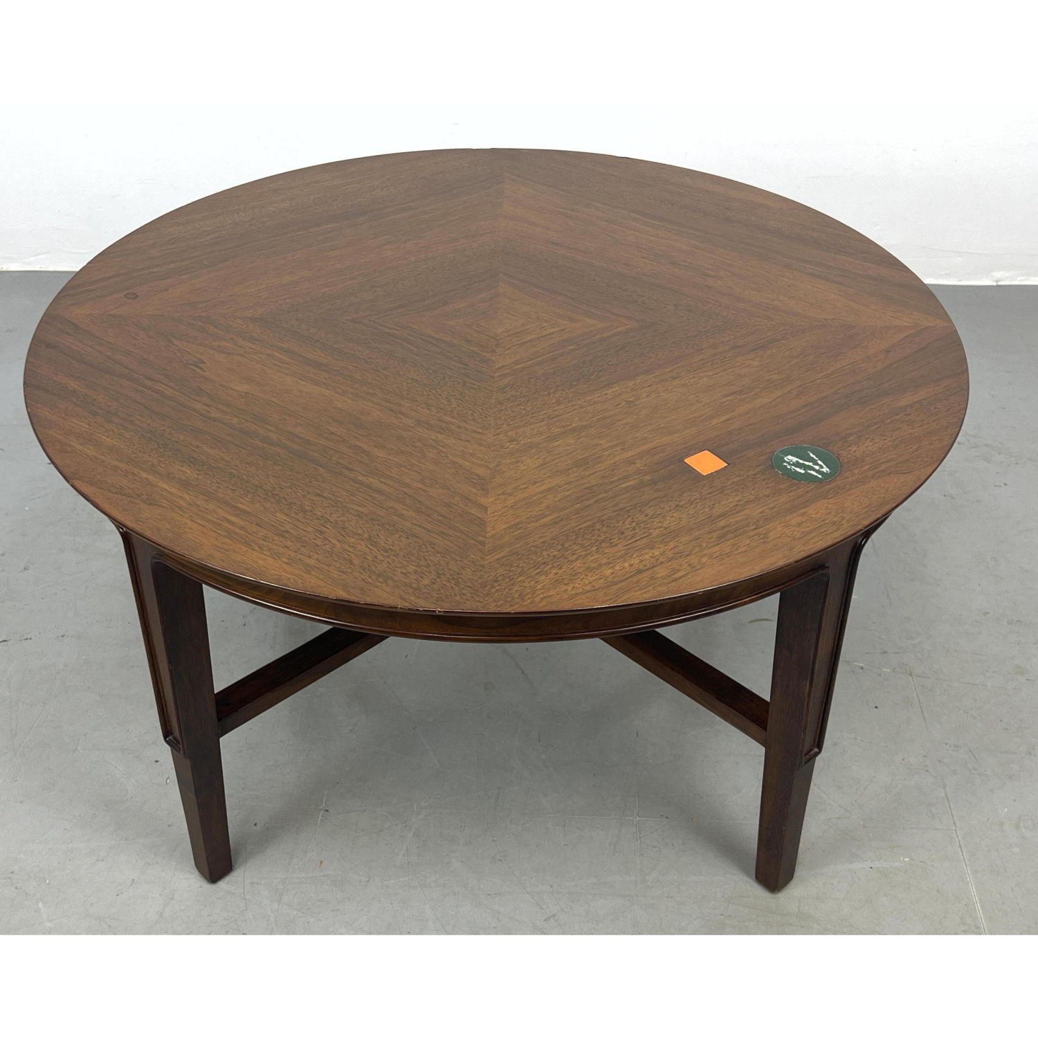 DUNBAR Round American Modern Walnut