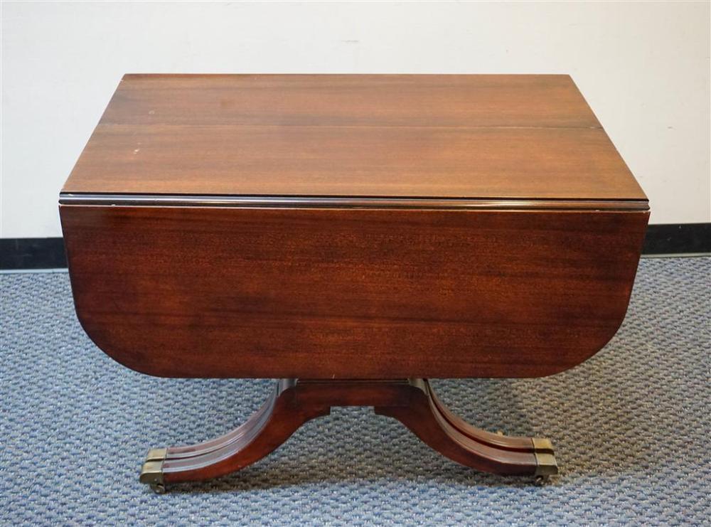 DUNCAN PHYFE STYLE MAHOGANY