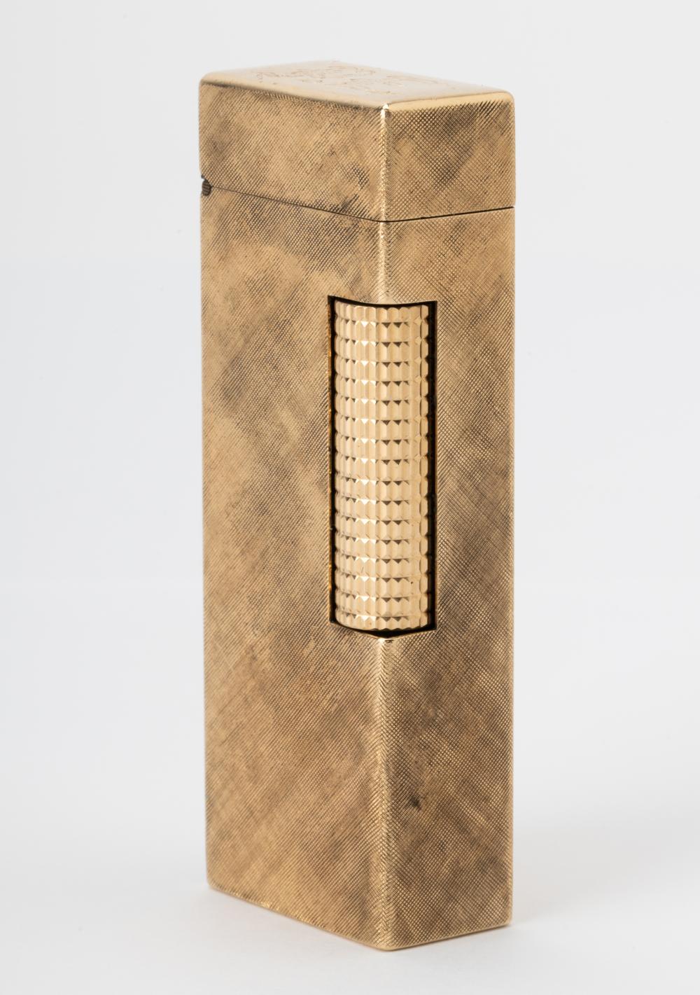 DUNHILL 14 KARAT YELLOW GOLD
