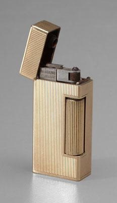 Dunhill 14 kt. gold lighter, ribbed