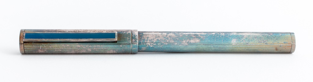 DUNHILL VINTAGE SILVERED METAL