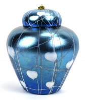 DURAND ART GLASS COVERED GINGE