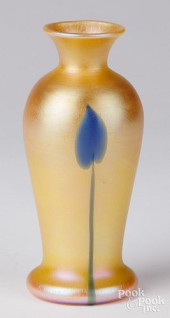 DURAND ART GLASS VASE<br>Duran