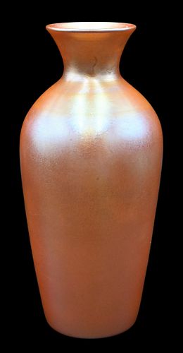 DURAND GOLD ART GLASS VASEDurand