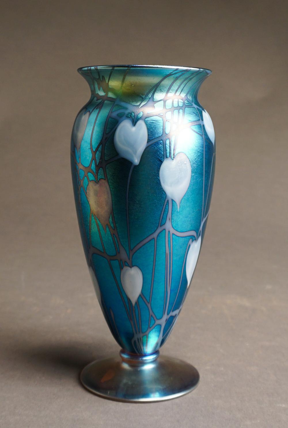 DURAND HEART AND VINE BLUE