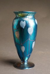 DURAND HEART AND VINE BLUE IRI