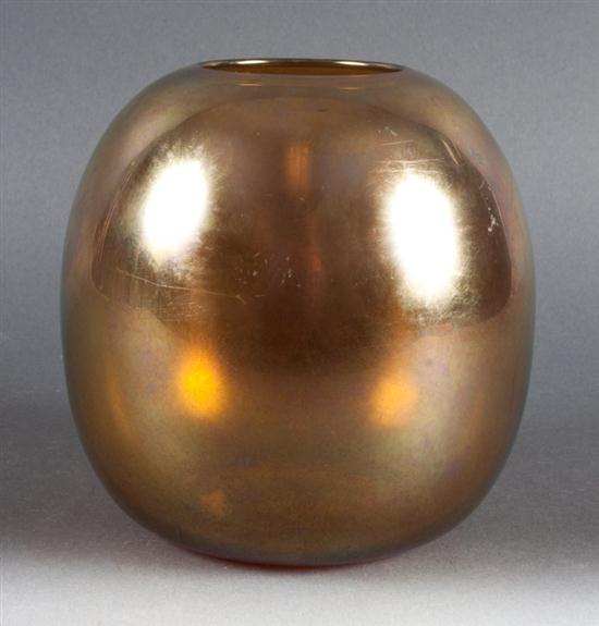 Durand opalescent art glass vase