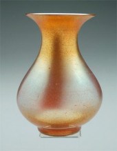 Durand vase, baluster base tap