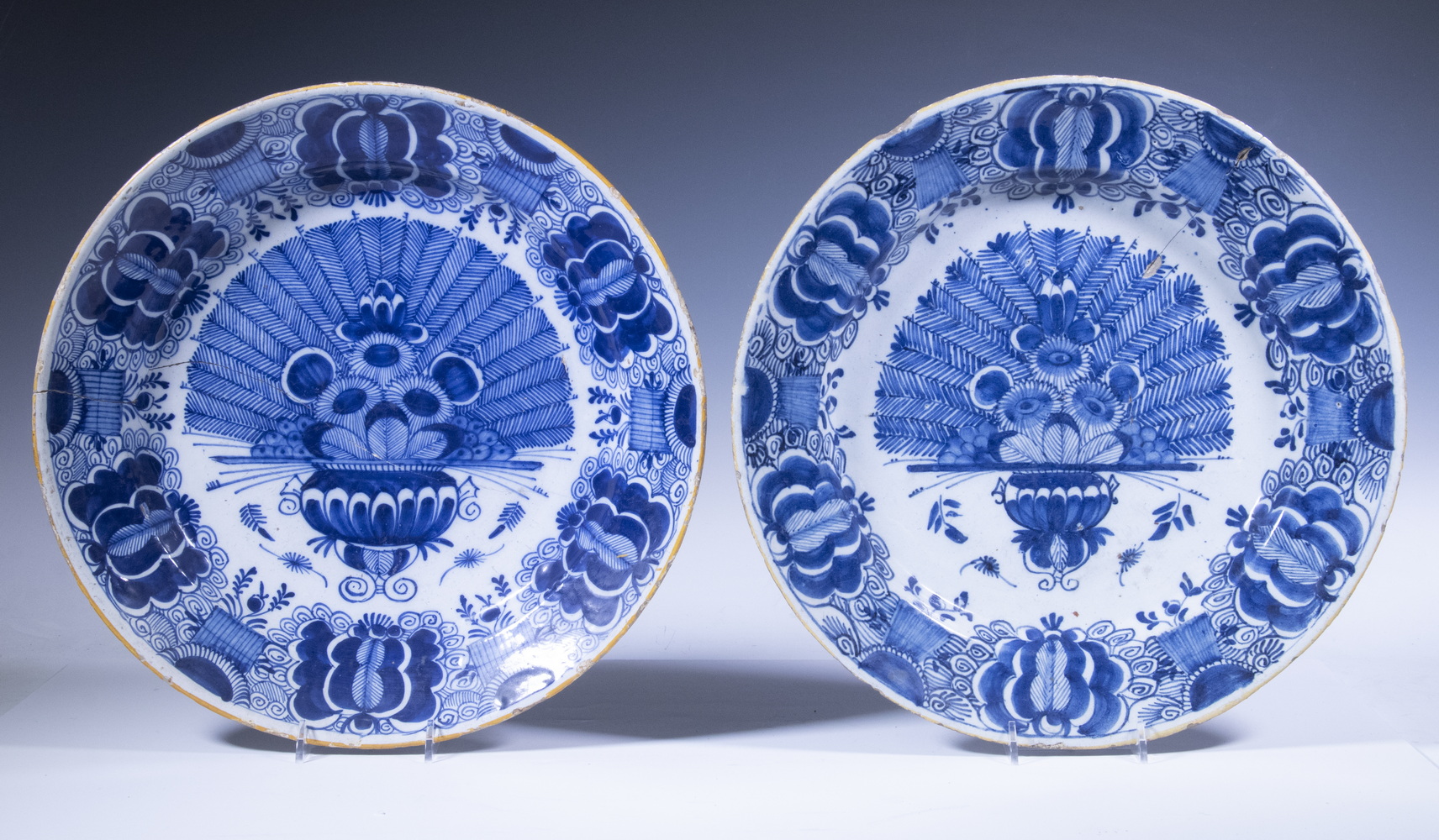 DUTCH BLUE & WHITE DELFT CHARGERS