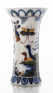 DUTCH MAKKUM HANDPAINTED PORCE