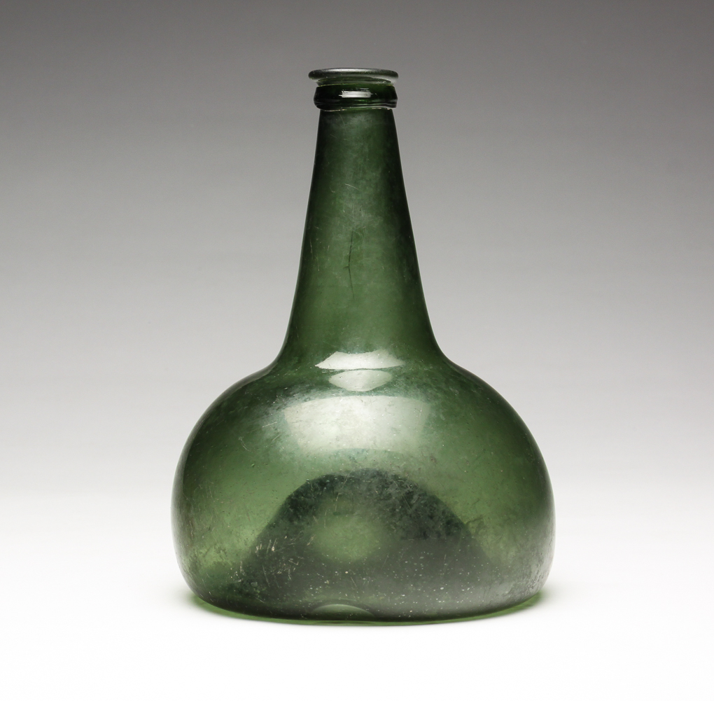 DUTCH ONION BOTTLE. Late 17th-early