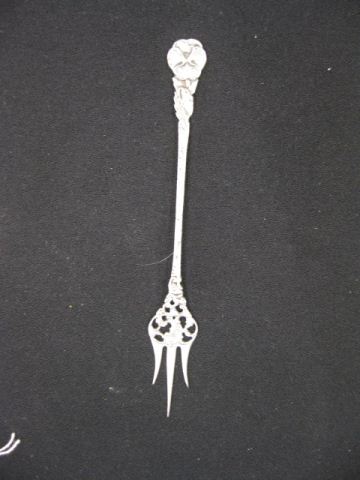Dutch Silver Butter Pick floral