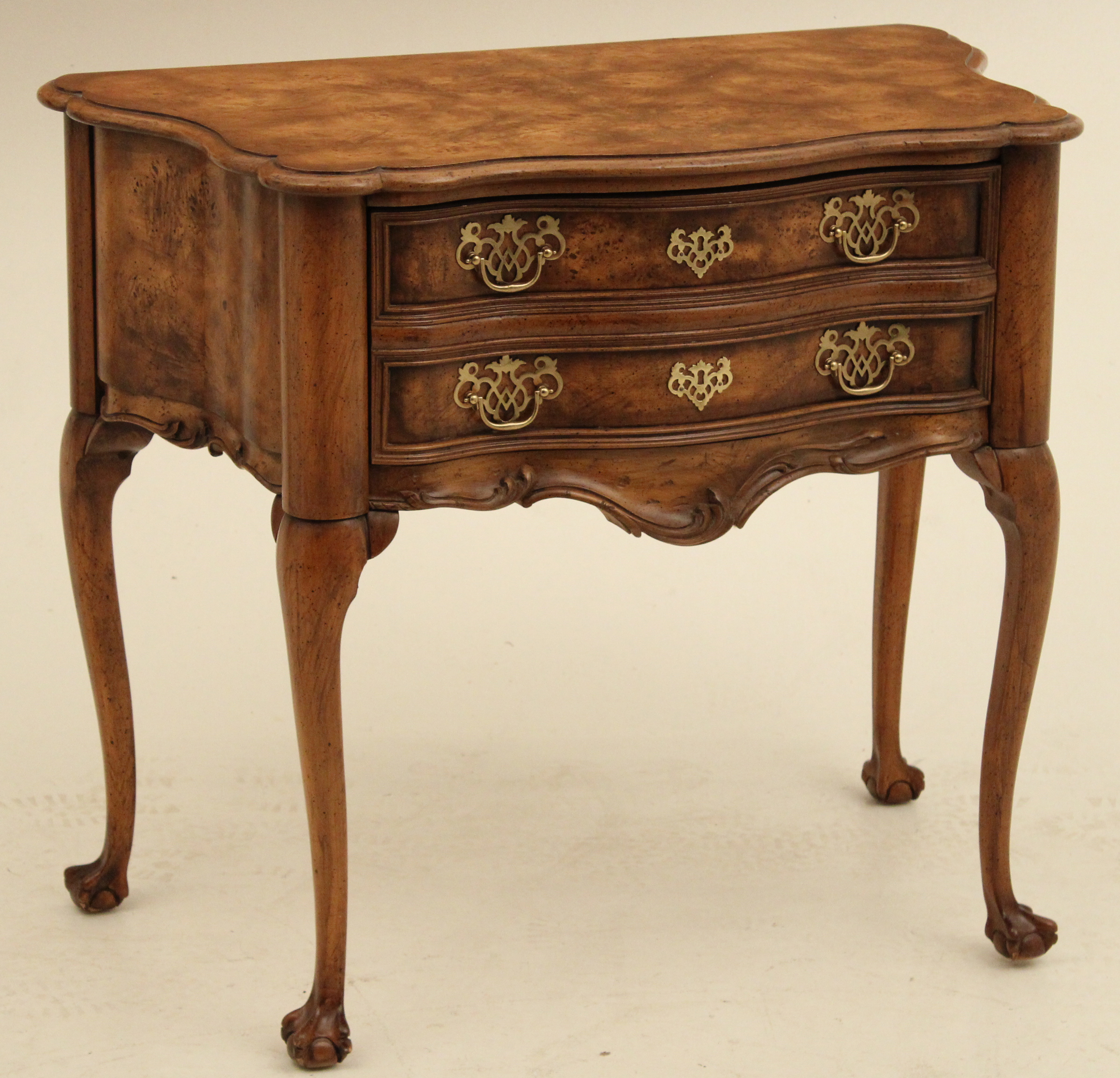 DUTCH WALNUT BOMBE SHAPED 2