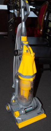 DYSON DC07 VACUUM CLEANER .