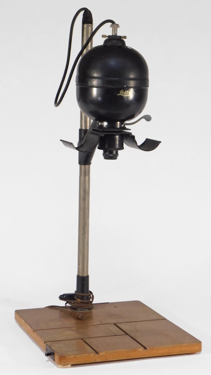 E. LEITZ LEICA VALOY ENLARGER #3 E.